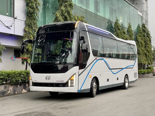 Thuê xe 29 chỗ đưa đón nhân viên