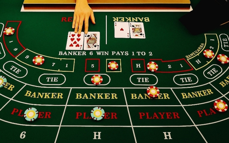 Phân tích lợi nhuận từ bàn Baccarat trong Casino