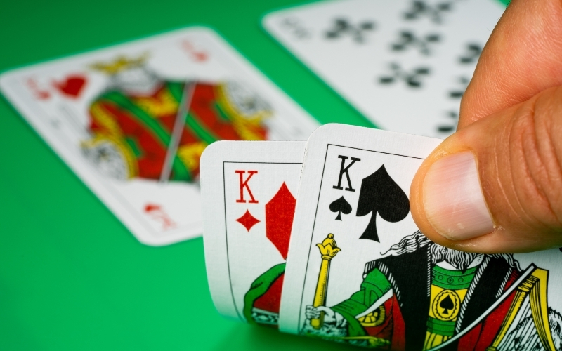 Tầm quan trọng của kỹ năng quan sát đối thủ khi chơi Poker